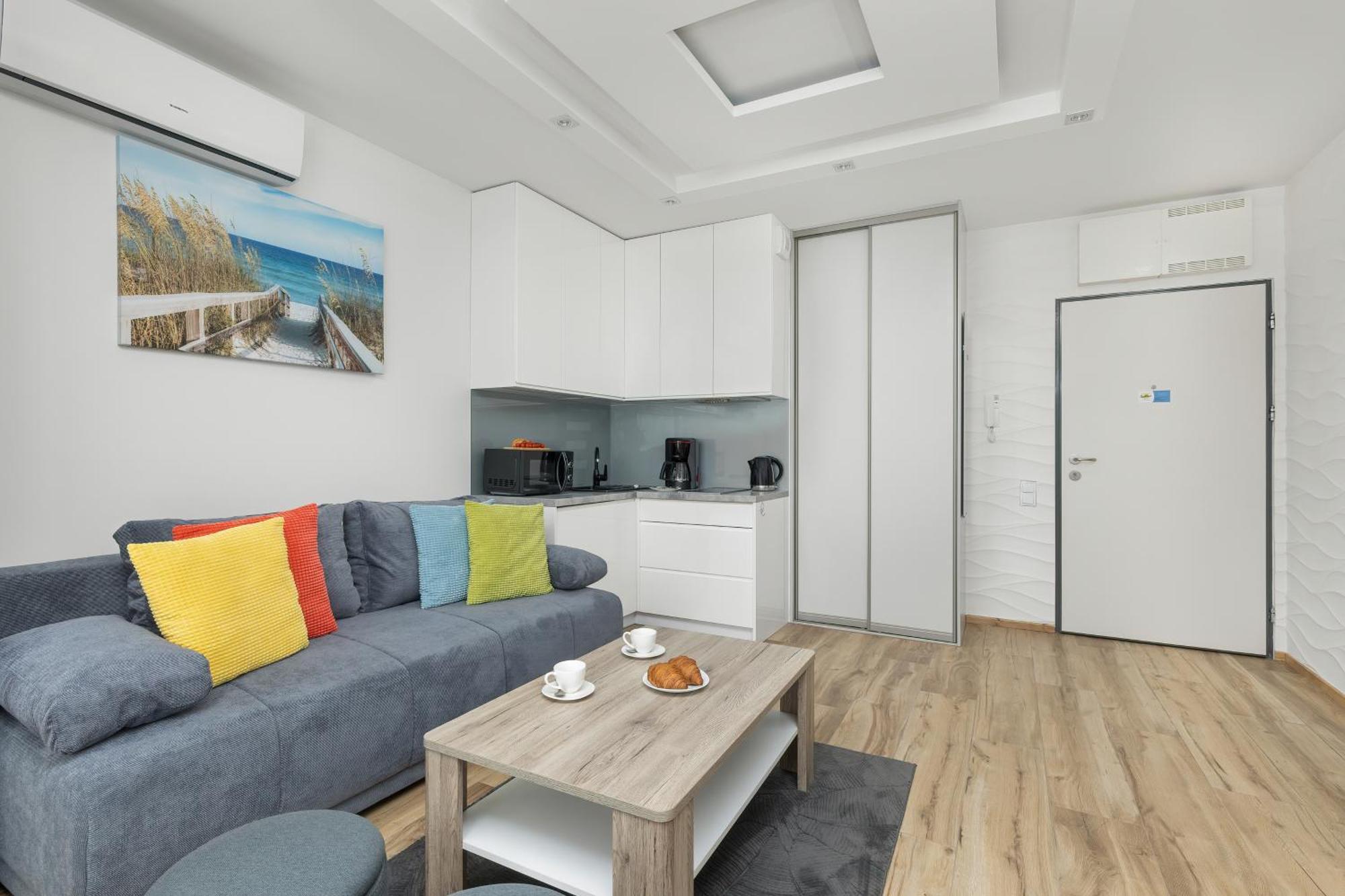 Apartamenty Horyzont Seaview By Rent Like Home Miedzyzdroje Exterior foto